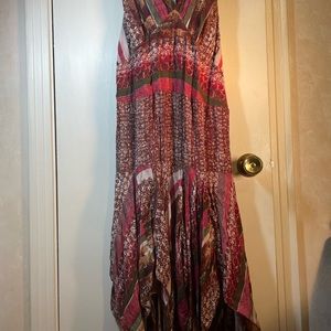 Sacred Threads Size L. RN#92502 100% Rayon Hand Wash , Made in India, Lined